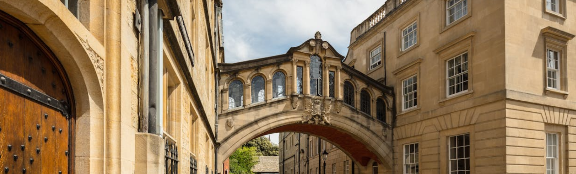 Oxford Hero A 1920 × 581